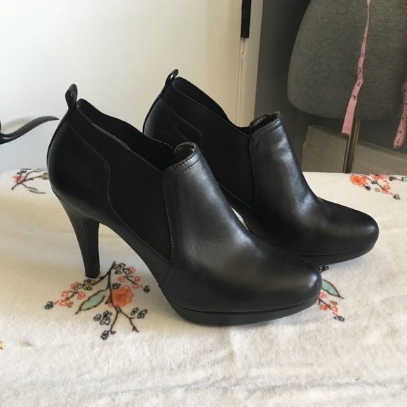 Adrienne Vittadini Shoes - Adrienne Vittadini Heel